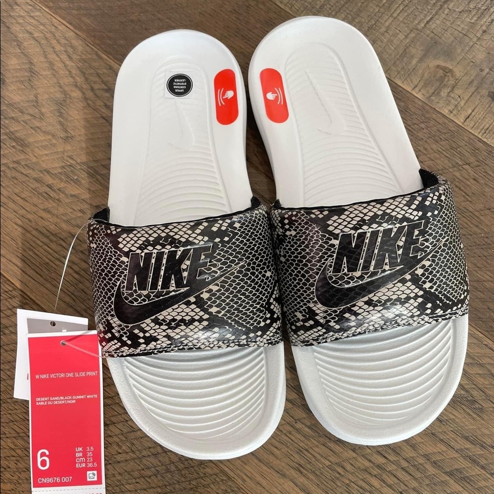 Nike Women’s Snake Print Slides